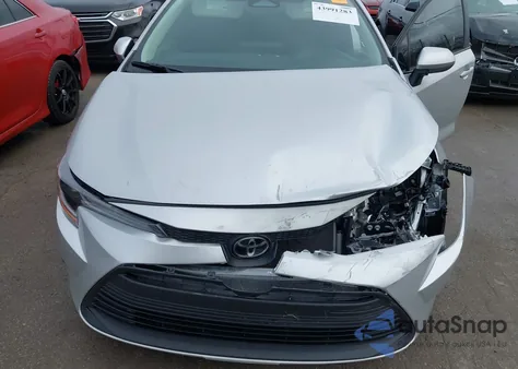 2025 Toyota Corolla Le z USA, uszkodzony, nr VIN 5YFB4MDEXSP234360